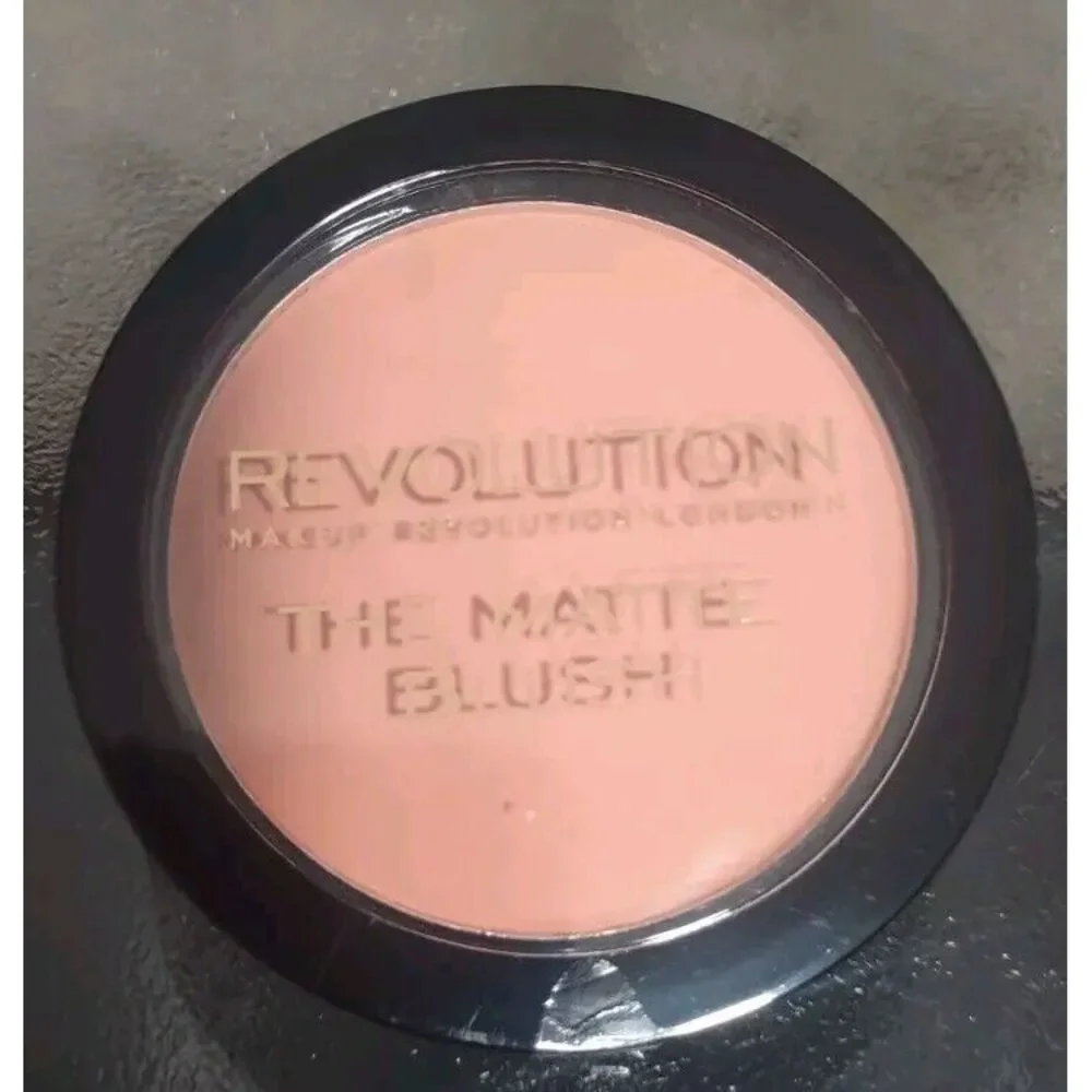 Revolution Matte‎ Blush Beloved
